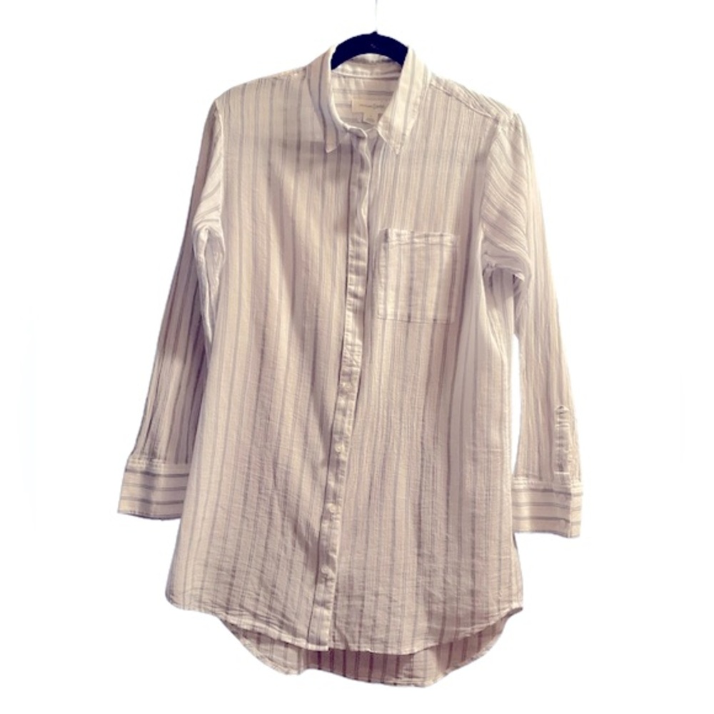 Women’s Treasure & Bond Button Down Long Sleeve Semi Sheer Top Blouse.